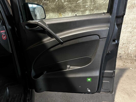 Mercedes-Benz Vito 110 CDI 320 Lang Dubbelcabine Luxe 94pk 2013, VP-339-L