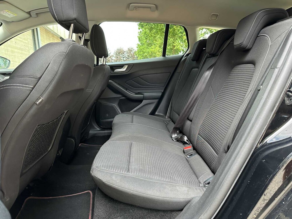 Ford Focus Wagon 1.0 EcoBoost ST Line Business 123pk 2019, T-876-HJ