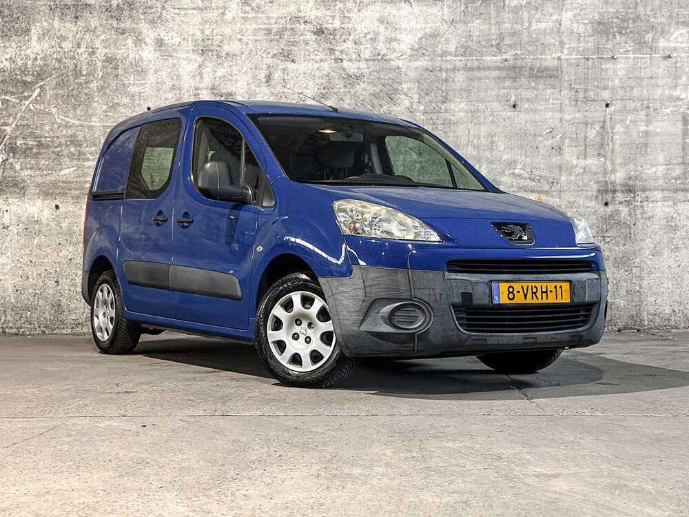 Peugeot Partner 122 1.6 HDI L1XT Profit + 90pk 2011 (Origineel-NL + 1e eigenaar) 3-persoons, 8-VRH-11