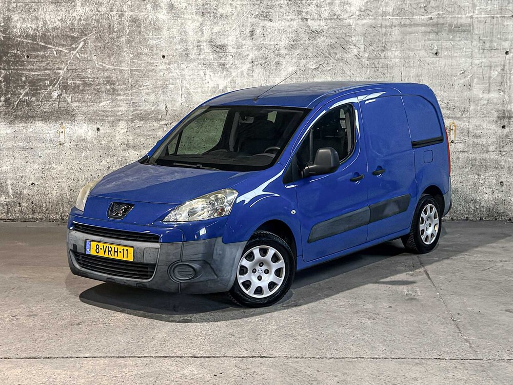 Peugeot Partner 122 1.6 HDI L1XT Profit + 90pk 2011 (Origineel-NL + 1e eigenaar) 3-persoons, 8-VRH-11