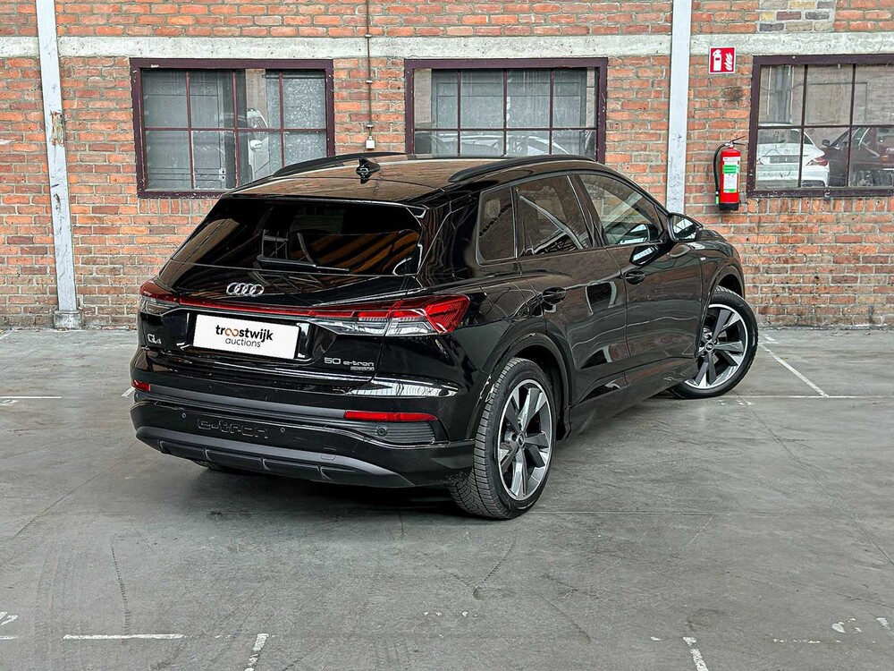 Audi Q4 e-tron 50 quattro Launch Edition S Competition 77 kWh 299pk 2022 (Origineel-NL + 1e eigenaar), P-122-GB 