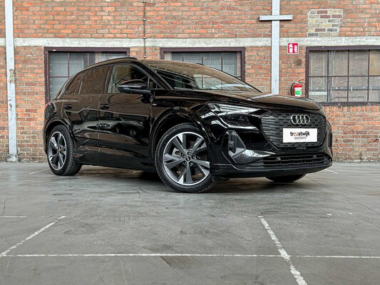 Audi Q4 e-tron 50 quattro Launch Edition S Competition 77 kWh 299pk 2022 (Origineel-NL + 1e eigenaar), P-122-GB 