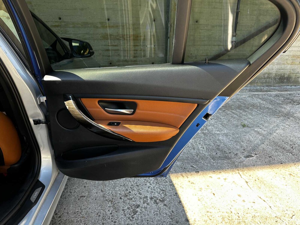 BMW 320d EfficientDynamics Edition High Executive 163pk 2014 (Origineel-NL) 3-serie, 4-XDD-34