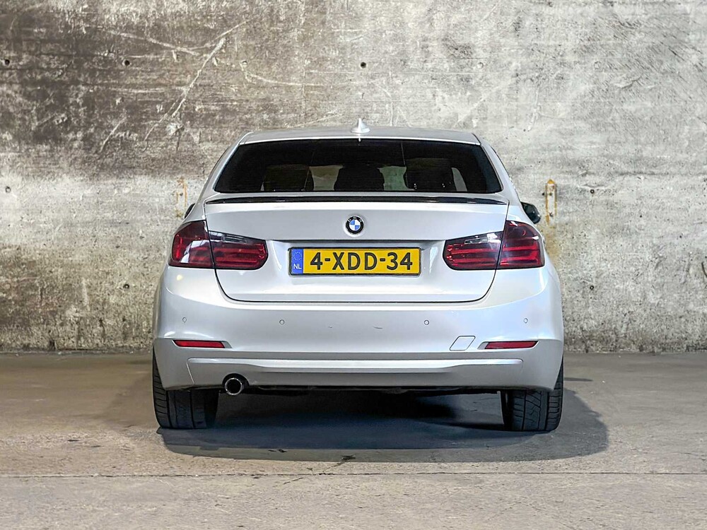 BMW 320d EfficientDynamics Edition High Executive 163pk 2014 (Origineel-NL) 3-serie, 4-XDD-34