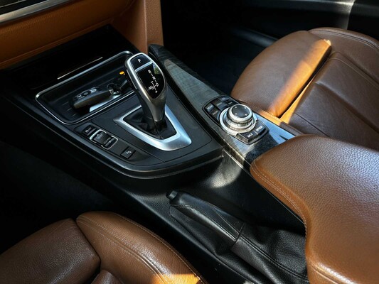 BMW 320d EfficientDynamics Edition High Executive 163pk 2014 (Origineel-NL) 3-serie, 4-XDD-34