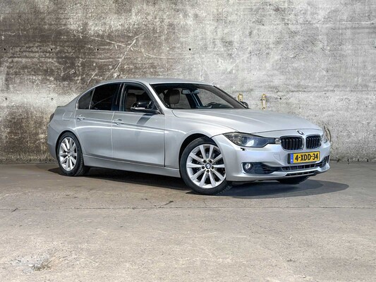 BMW 320d EfficientDynamics Edition High Executive 163pk 2014 (Origineel-NL) 3-serie, 4-XDD-34