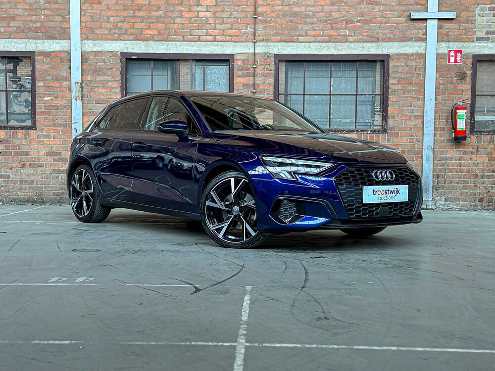 Audi A3 Sportback 35 TFSI Business edition 150hp 2020 (Original-NL + 1st owner), J-594-JG