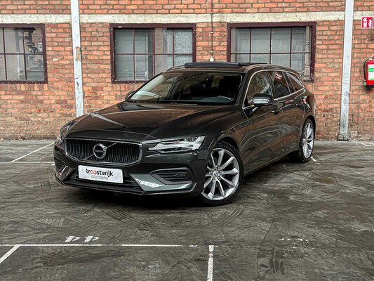 Volvo V60 2.0 T4 Momentum Proline 188pk 2019 (Original-NL), ZP-740-L