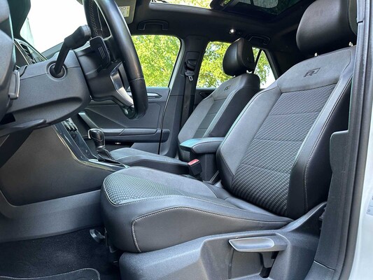 Volkswagen T-Roc 1.5 TSI Sport Business R 148pk 2019, L-422-GX