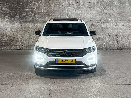 Volkswagen T-Roc 1.5 TSI Sport Business R 148pk 2019, L-422-GX