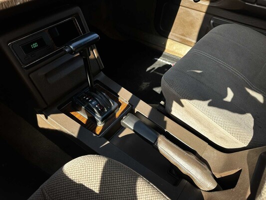 Ford Granada 2.8 GL 160pk 1983 (Origineel-NL), V-101-TR