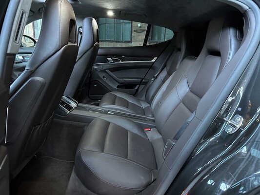 Porsche Panamera Turbo 4.8 V8 500pk 2009 Sport-Chrono, N-110-LT Youngtimer