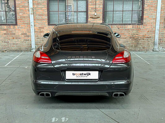 Porsche Panamera Turbo 4.8 V8 500pk 2009 Sport-Chrono, N-110-LT Youngtimer
