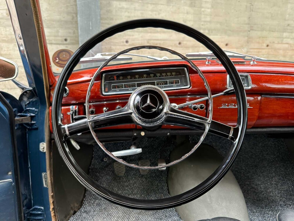 Mercedes-Benz 220 S 1957 (Origineel-NL), XP-68-37