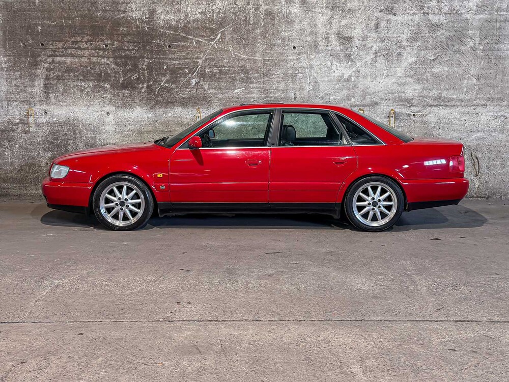 Audi S6 Limousine 4.2 V8 quattro C4 290pk 1996, 94-PGP-6