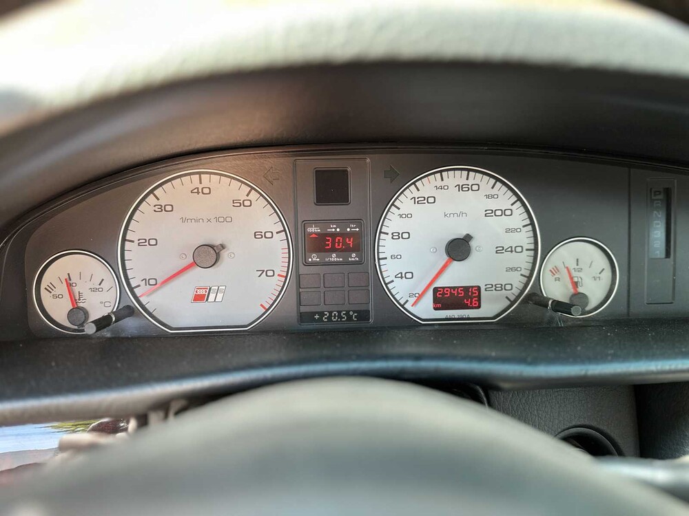 Audi S6 Limousine 4.2 V8 quattro C4 290pk 1996, 94-PGP-6