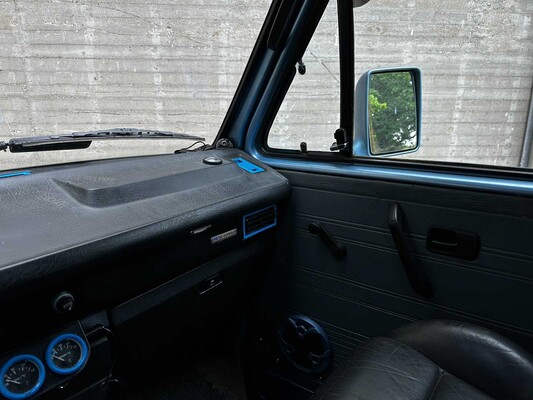 Volkswagen CARAVELLE (2.0L Motor Golf GTI) 7-Persoons 1986 Camper, 61-HRD-9