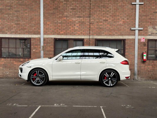Porsche Cayenne Turbo 4.8 V8 500PK 2010 38.000KM!