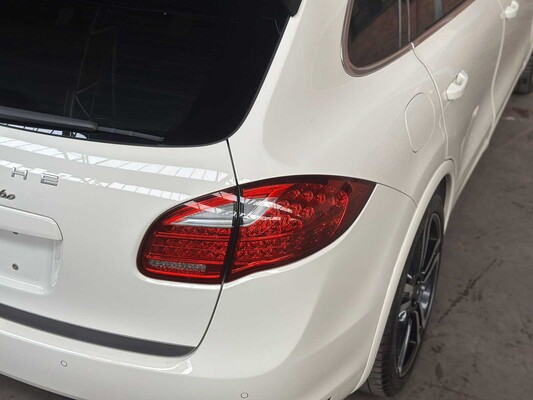 Porsche Cayenne Turbo 4.8 V8 500PK 2010 38.000KM!