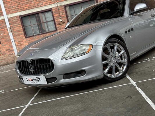 Maserati Quattroporte 4.2 V8 440pk 2009 Facelift Youngtimer