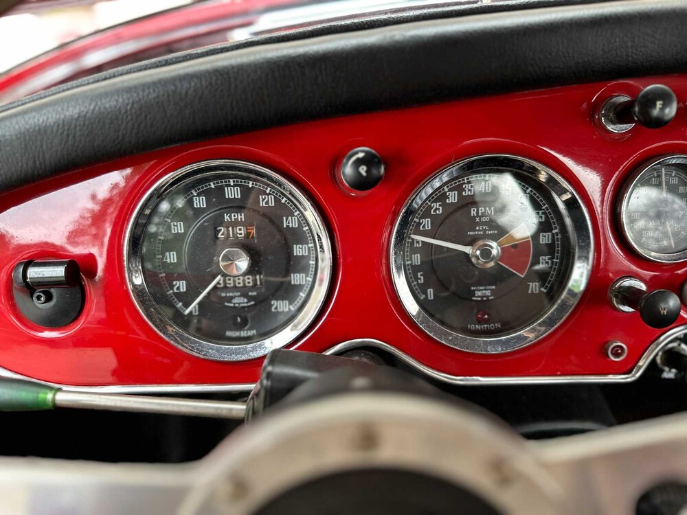 MG MGA Cabriolet 1957, BX-81-86