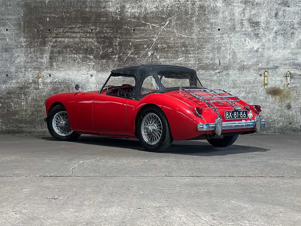 MG MGA Cabriolet 1957, BX-81-86