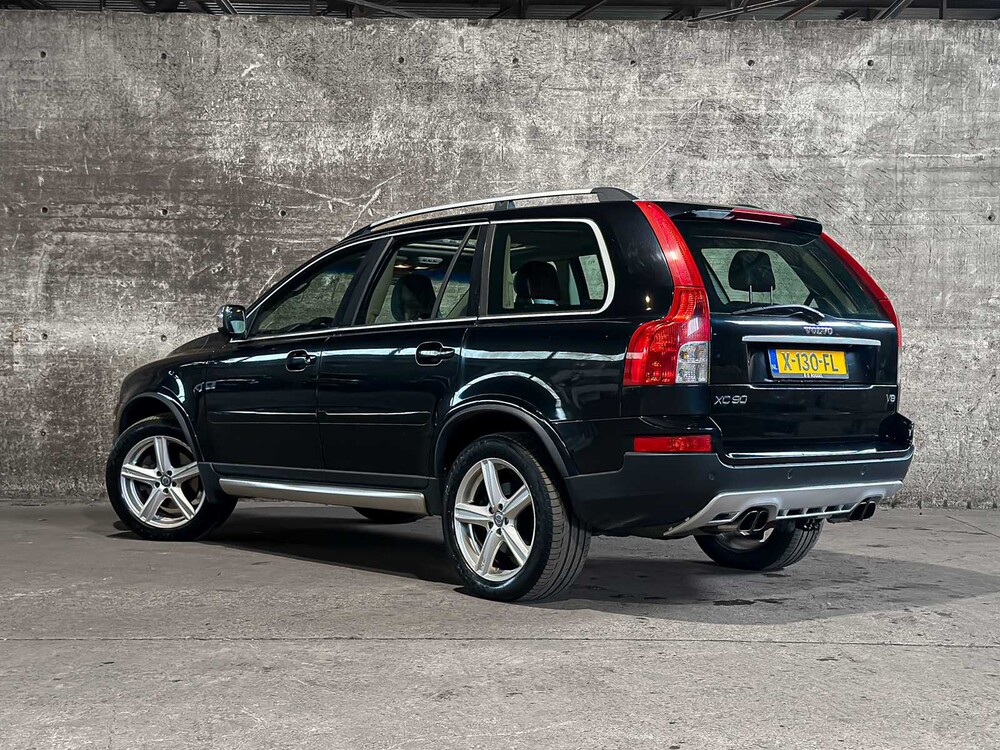 Volvo XC90 4.4 V8 Momentum 315pk 2007 (7-persoons), X-130-FL Youngtimer