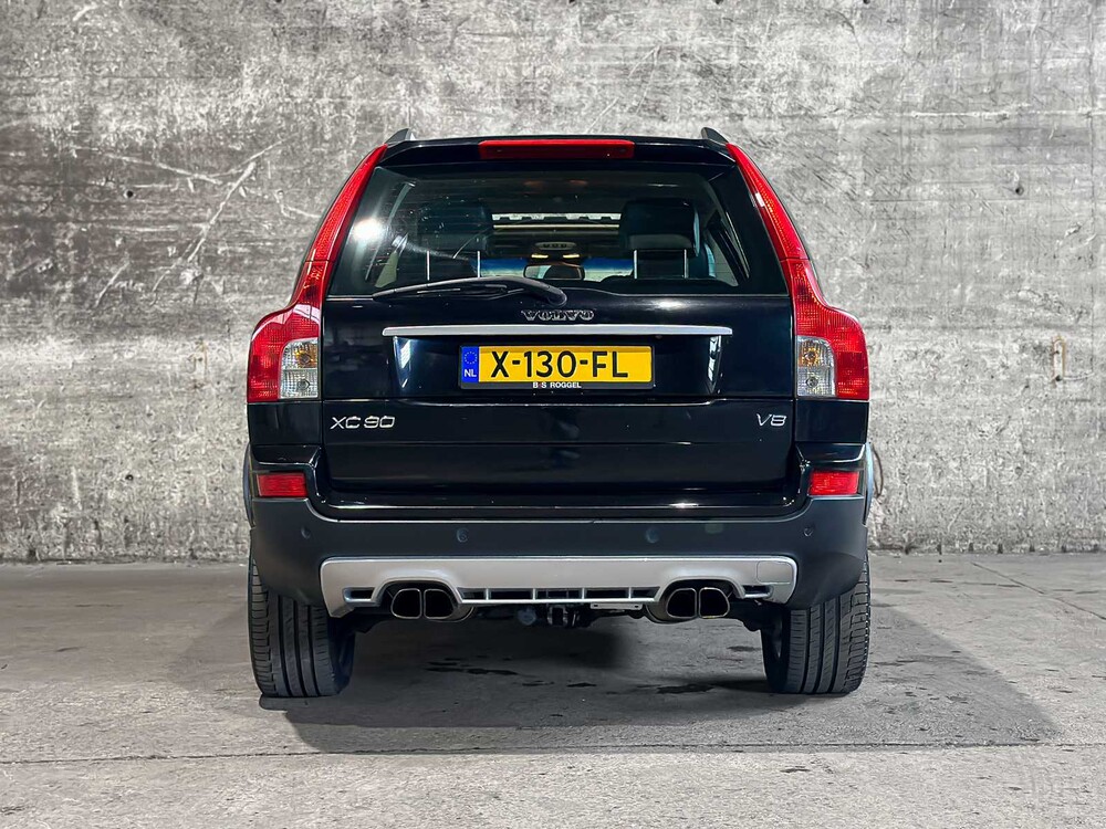 Volvo XC90 4.4 V8 Momentum 315pk 2007 (7-persoons), X-130-FL Youngtimer