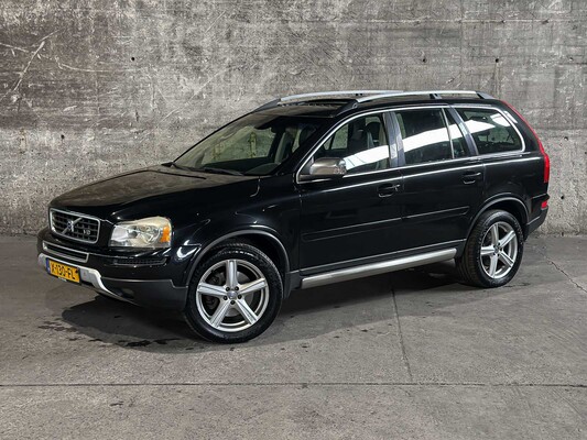 Volvo XC90 4.4 V8 Momentum 315pk 2007 (7-persoons), X-130-FL Youngtimer