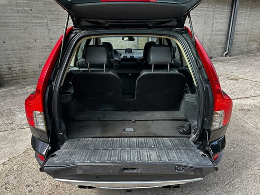 Volvo XC90 4.4 V8 Momentum 315pk 2007 (7-persoons), X-130-FL Youngtimer