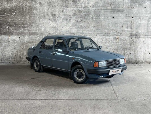 Skoda - 120 - L - Personenauto