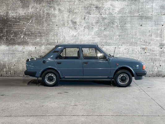 Skoda - 120 - L - Personenauto