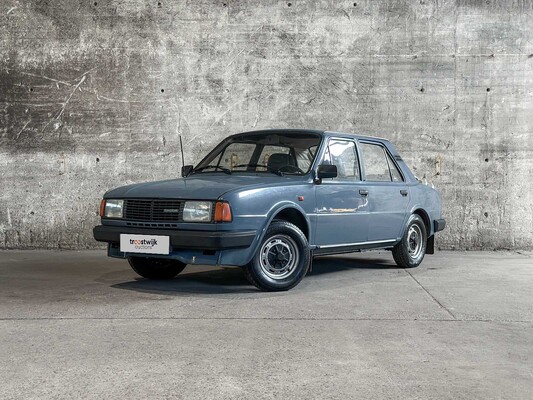 Skoda - 120 - L - Personenauto