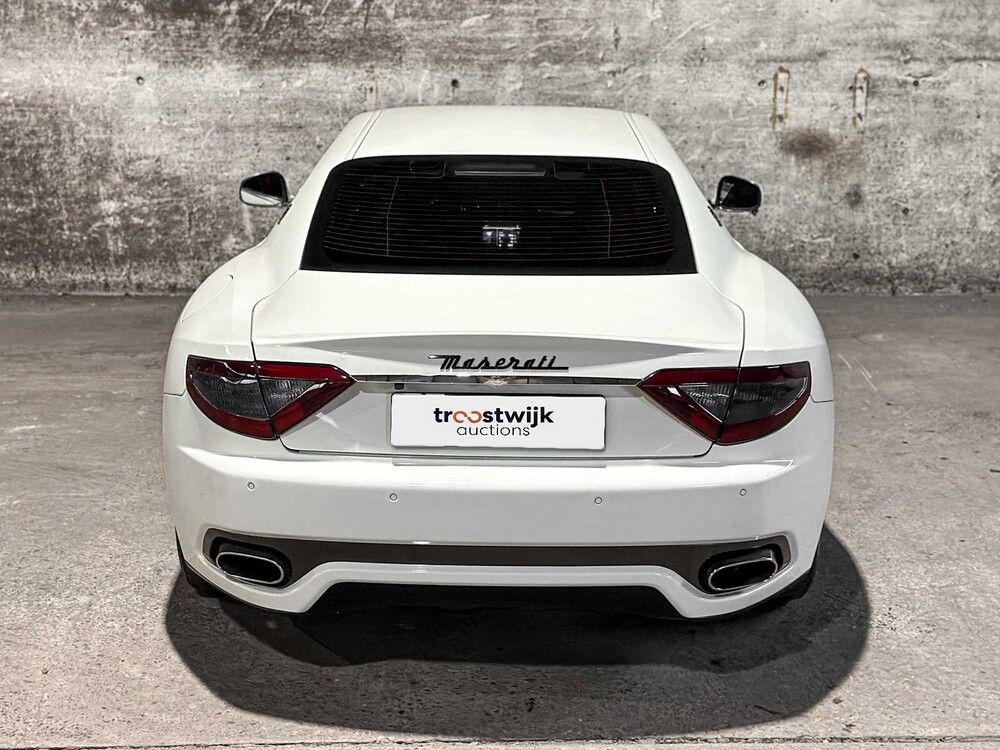 Maserati Granturismo S 4.7 V8 440pk MC Shift 440pk 2009