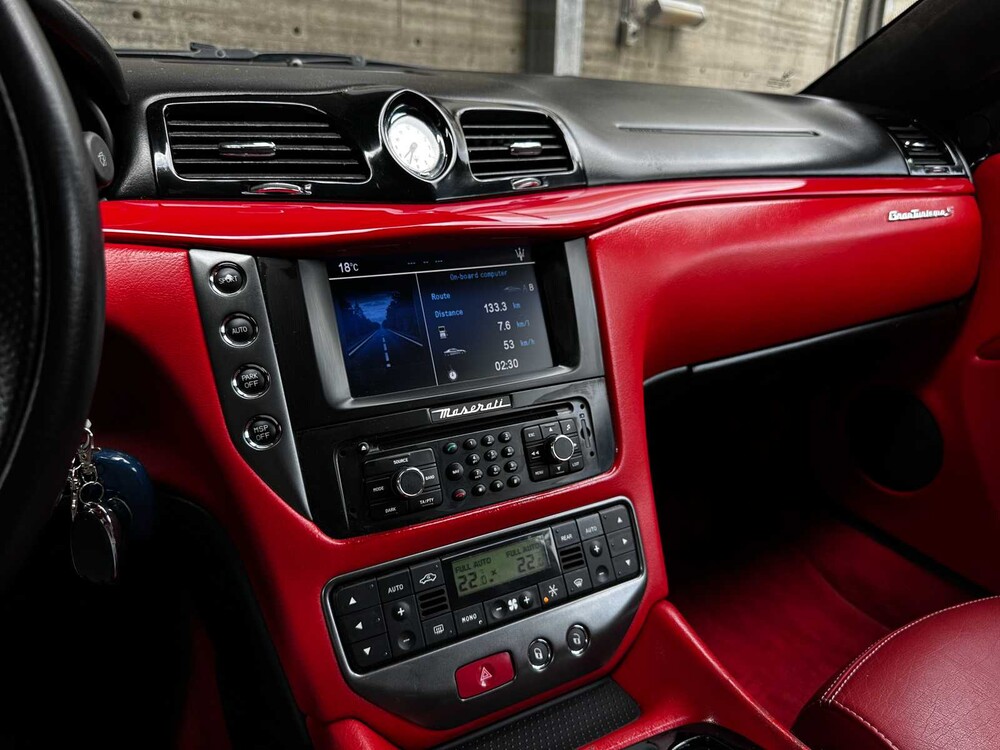 Maserati Granturismo S 4.7 V8 440pk MC Shift 440pk 2009