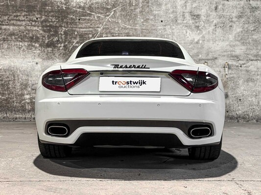 Maserati Granturismo S 4.7 V8 440pk MC Shift 440pk 2009