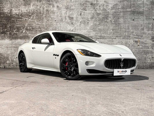 Maserati Granturismo S 4.7 V8 440pk MC Shift 440pk 2009