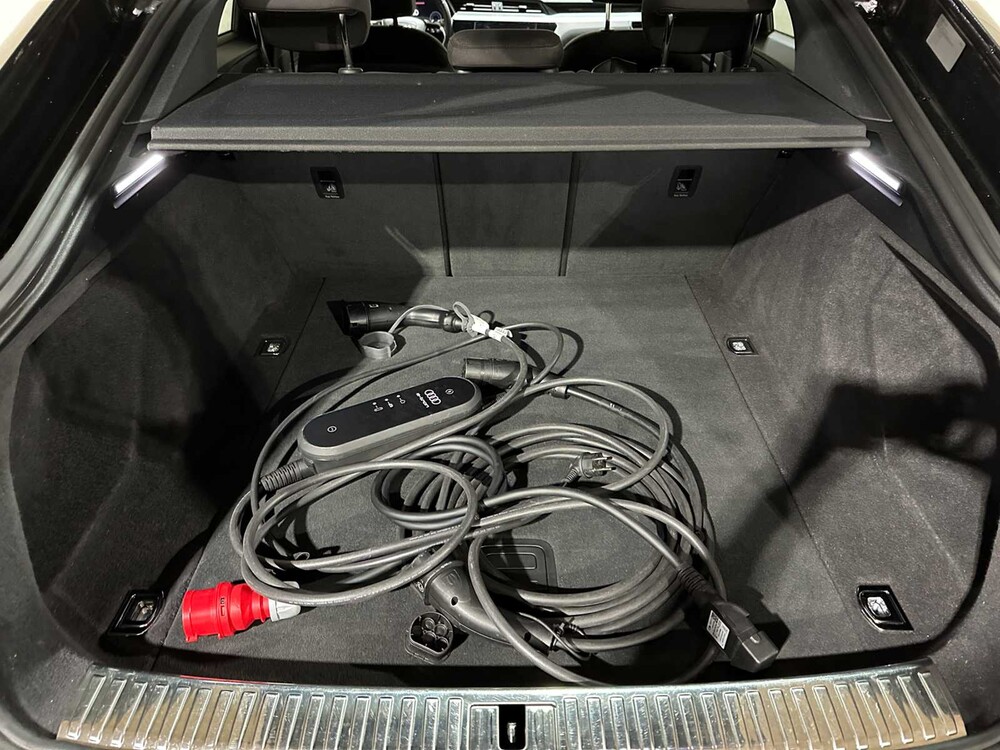 Audi e-tron Sportback 55 Quattro Business Edition 95 kWh 408pk 2020 (Origineel-NL + 1e Eigenaar), K-601-GZ