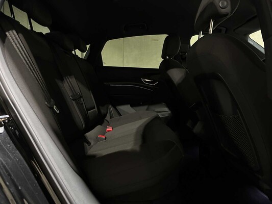 Audi e-tron Sportback 55 Quattro Business Edition 95 kWh 408pk 2020 (Origineel-NL + 1e Eigenaar), K-601-GZ