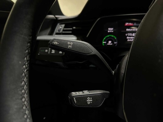 Audi e-tron Sportback 55 Quattro Business Edition 95 kWh 408pk 2020 (Origineel-NL + 1e Eigenaar), K-601-GZ