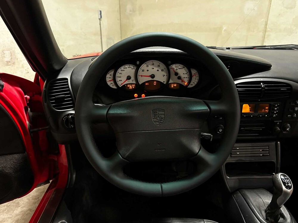 Porsche 911 Cabriolet Carrera 4 996 3.4 300pk 2000 Youngtimer