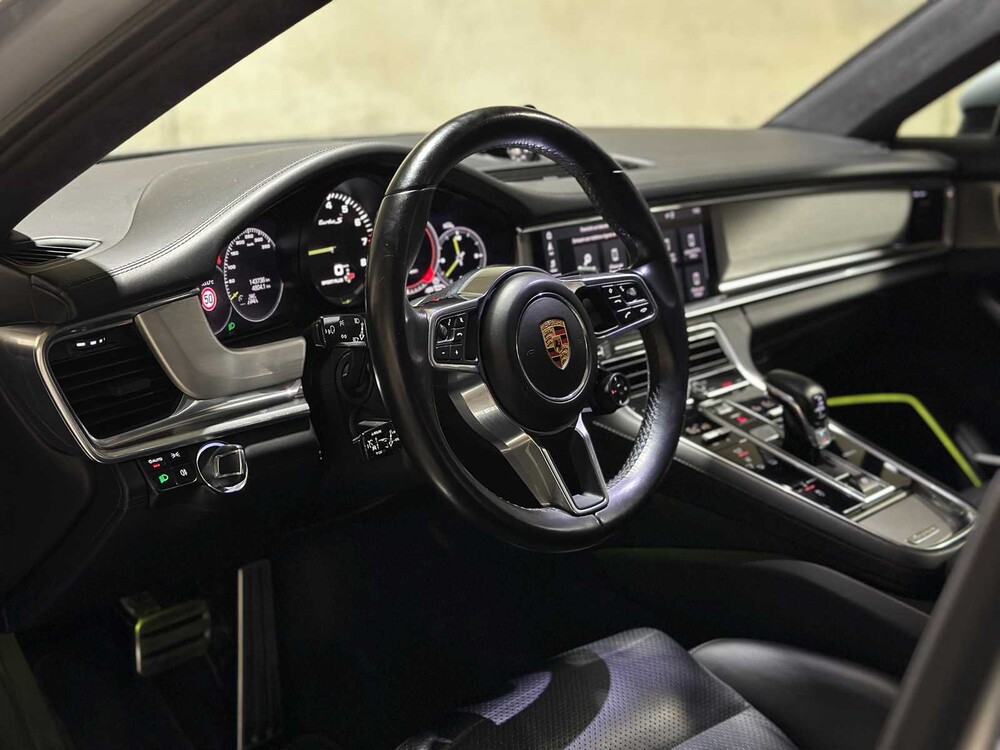 Porsche Panamera Turbo S E-Hybrid Executive 4.0 V8 680pk (Original-NL) Sport Chrono 2018, SP-232-N