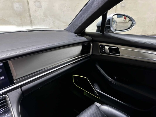 Porsche Panamera Turbo S E-Hybrid Executive 4.0 V8 680pk (Original-NL) Sport Chrono 2018, SP-232-N