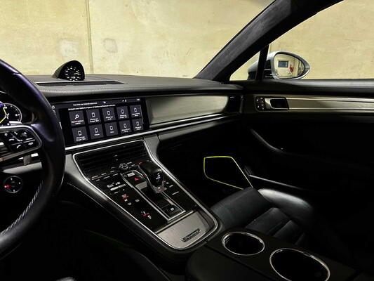 Porsche Panamera Turbo S E-Hybrid Executive 4.0 V8 680pk (Original-NL) Sport Chrono 2018, SP-232-N