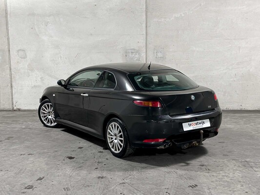 Alfa Romeo GT 3.2 V6 Distinctive 239pk 2004 Youngtimer