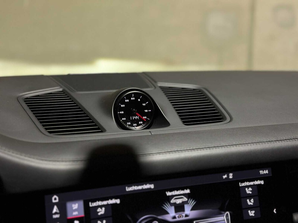 Porsche Cayenne Coupe Turbo 4.0 V8 549pk 2019, J-757-HF