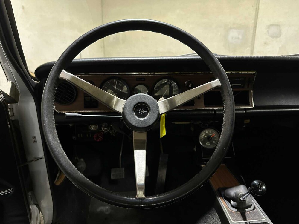Opel Commodore 2.5 S Luxus 115pk 1965, DH-02-01