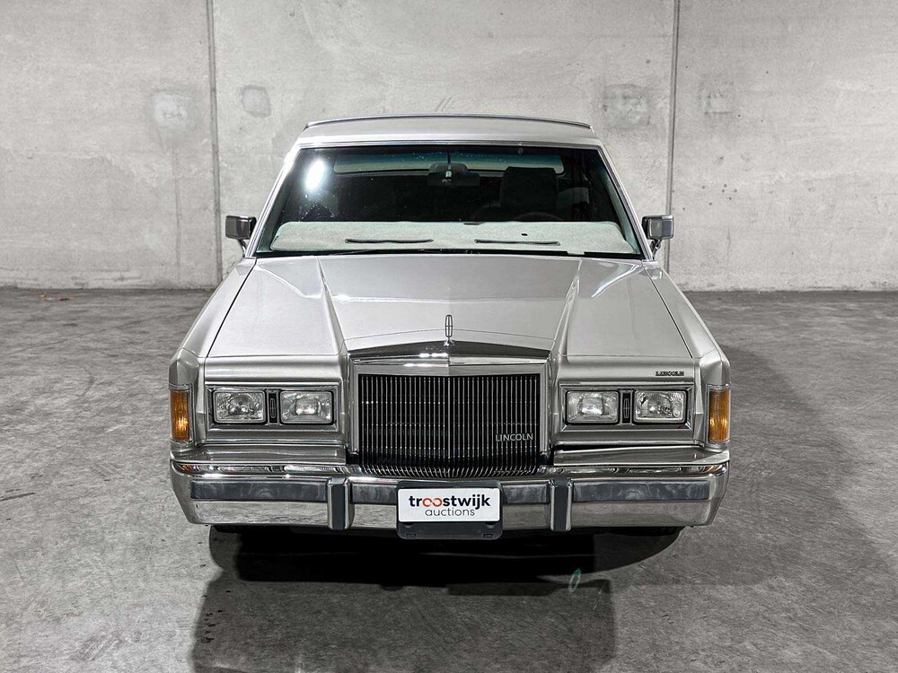 Lincoln Town Car 4.9 V8 Signature SD 160pk 1989, K-946-BX