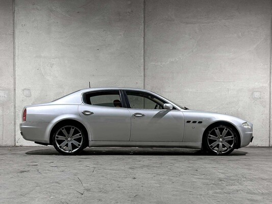 Maserati Quattroporte 4.2 V8 Duo Select 400pk 2004, 47-SB-BJ