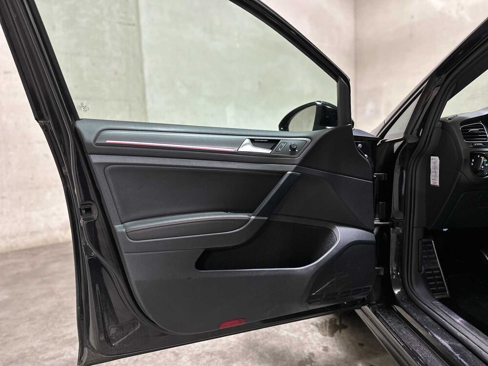 Volkswagen Golf GTI Performance VII 2.0 TSI Golf 7 245pk 2019, G-609-HX